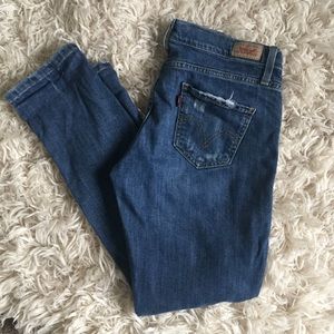 Levi’s 513 Dark Distressed Boyfriend Jean Medium